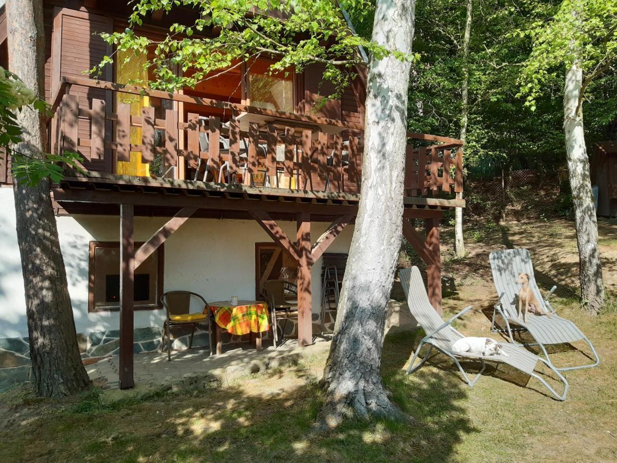 Holiday Home Zajicovi Rabyne Екстер'єр фото