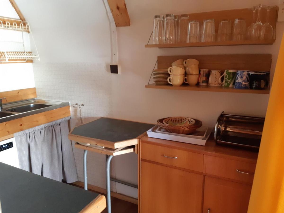 Holiday Home Zajicovi Rabyne Екстер'єр фото